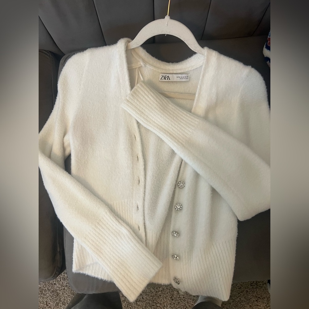 White fuzzy Zara cardigan